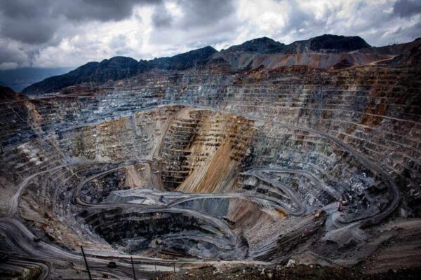 Mégamine et corruption : condamnation judiciaire pour des responsables de l’université de Tucumán