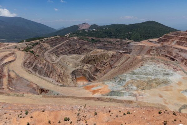 Le crime organisé dans l’exploitation minière est « un cancer promu par le capital étranger »