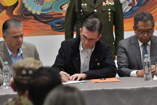 Rodrigo Paz adopte la loi d’état d’urgence après 39 jours de manifestations en Bolivie